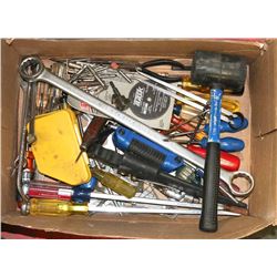 LARGE ESTATE BOX OF TOOLS
