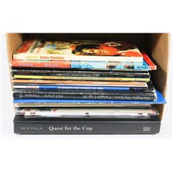 LOT OF 20 HOCKEY BOKS AND MAGAZINES