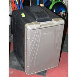 COLEMAN 12 VOLT COOLER