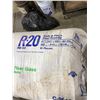 Image 2 : 4 bags of Insulation R-20. Formaldehyde Free