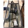 Image 3 : 4ftx1ft Fish Tank with lights, water filter and rocks.