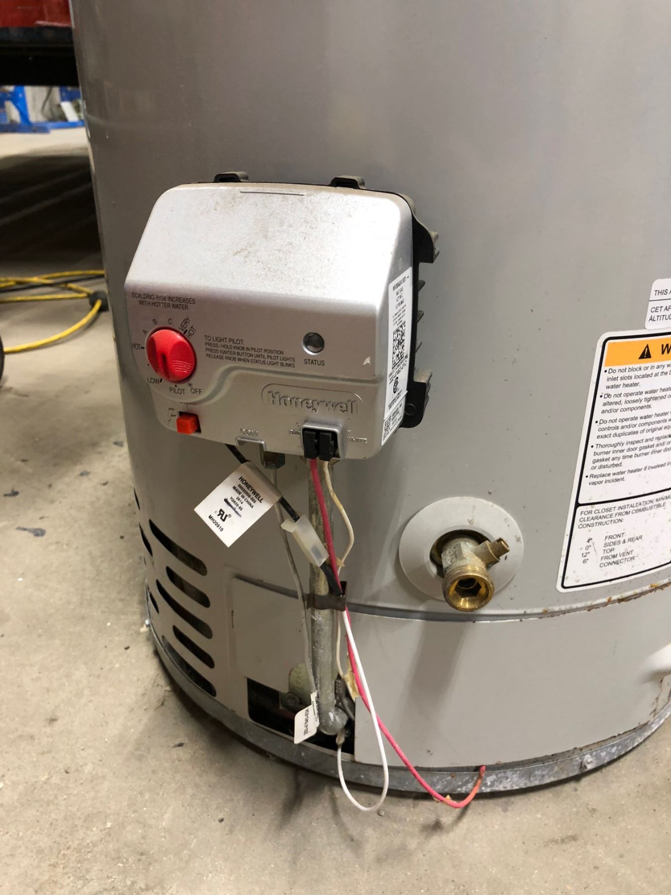 Bradford White Hot Water Heater 33 3 Gallon Tank Model Mi403s8fbn