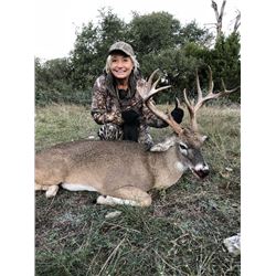 Combo Whitetail & Exotic Hunt for 2 Hunters in Texas