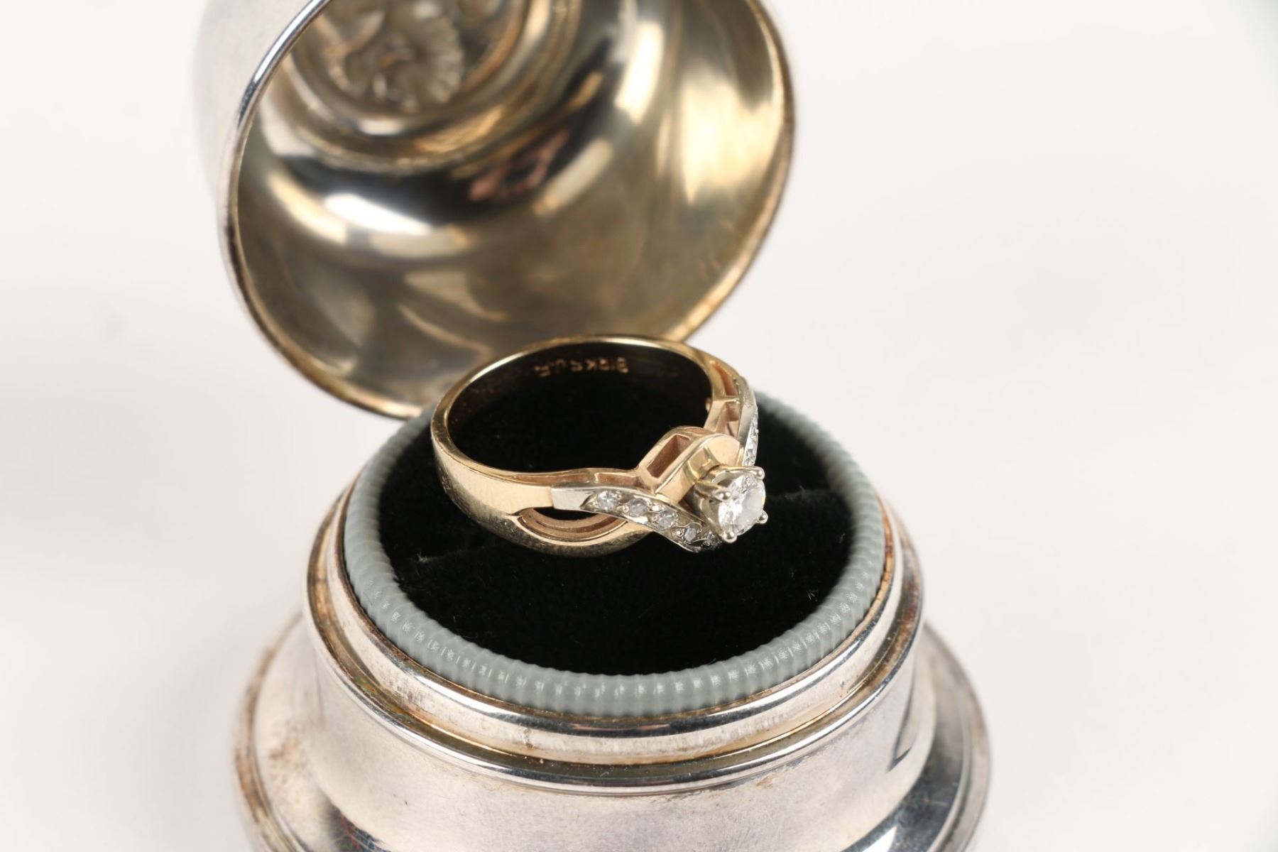 comfortable waterproof ankle boots