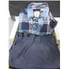 Image 2 : Bundle of Assorted Clothing / shirts-pants and more  / small to large