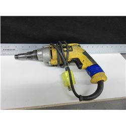 DeWalt Screw Gun DW268