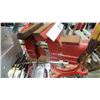 Image 2 : RED SWIVEL BENCH VISE