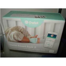 OPEN BOX OWLET SMART SOCK 2, WHITE/GREEN RETAIL $398, TESTED