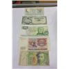 Image 1 : 5 WORLD BANK NOTES