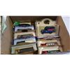 Image 2 : 2 TRAYS DIE CAST CARS