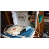 Image 1 : MICKEY MOUSE RECORD PLAYER