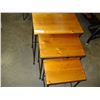 Image 2 : NESTING TABLES
