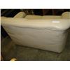Image 2 : WHITE LEATHER LOVESEAT