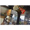 Image 2 : THREE DECORATIVE VASES