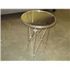 Image 2 : MIRRORED GLASS TOP ENDTABLE