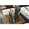Image 1 : LOT OF CARVED WOODEN FIGURES