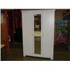 Image 1 : LARGE WHITE WARDROBE