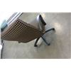 Image 2 : GAS LIFT OFFICE CHAIR