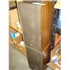 Image 1 : PAIR OF SANSUI AA-2900 SPEAKERS