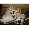 Image 2 : SANDLAND AND HAND PAINTED CHINA