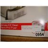 Image 2 : NEW IN BOX T-FAL 3.5L ULTIMATE EZ CLEAN DEEP FRYER