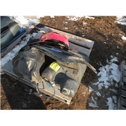 Side panels & gas tanks