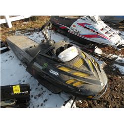 2002 Ski Doo 700 L/C, twin cylinder -FOR PARTS SN#-2BPS197822V000202