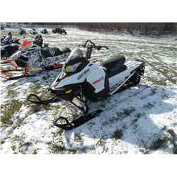 2017 Ski Doo Summit 13  800 e-tec SN#-2BPSTJHA0HV000009