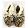Image 1 : Vintage Native American Alaskan Eskimo Moccasins