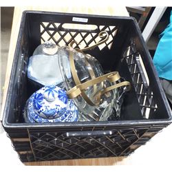 CRATE OF MISC NOVELTY JARS