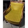 Image 1 : VINTAGE ARMCHAIR