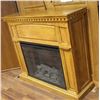 Image 1 : CLASSIC FLAME ELECTRIC FIREPLACE WITH REMOTE