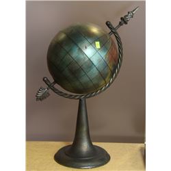 VINTAGE DECOR GLOBE
