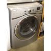 Image 1 : SHOWHOME WHIRLPOOL DUET STEAM DRYER