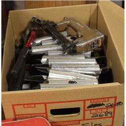 BOX OF ADHESIVE SPREADERS