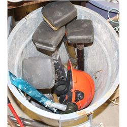 BIN OF CARPET STRETCHERS, KNEE PADS AND MORE