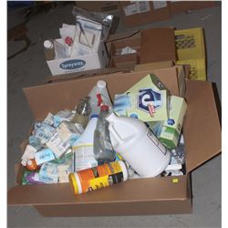 LARGE LOT OF ASSORTED CLEANING SUPPLIES