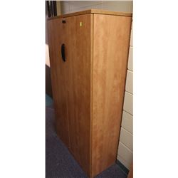 SINGLE ENCLOSED WOOD STYLE SHELVING UNIT