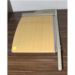 CLASSIC CUT CL310 PAPER CUTTER