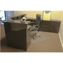 "U" SHAPED GRANITE RECEPTION DESK W/ OFFICE CHAIR