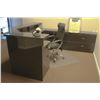 Image 1 : "U" SHAPED GRANITE RECEPTION DESK W/ OFFICE CHAIR