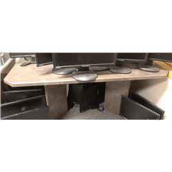 SHOWHOME ARBORITE KITCHEN TABLE