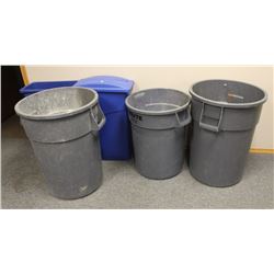 LOT OF GARBAGE AND RECYLING BINS