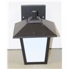 NEW OUTDOOR LIGHT FIXTURE 312050BK/WH