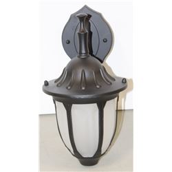 NEW OUTDOOR LANTERN 301130BK/FR