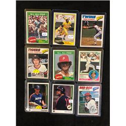 BASEBALL TRADING CARDS LOT