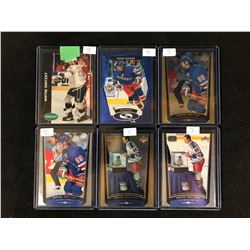 WAYNE GRETZKY HOCKEY CARD LOT