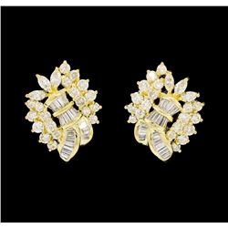 18KT Yellow Gold 2.89 ctw Diamond Earrings