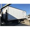 Image 2 : 1997 INTERNATIONAL 4900 DT466E WITH 24' BOX, AND POWER LIFT GATE , STD TRANSMISSION,V6 DIESEL