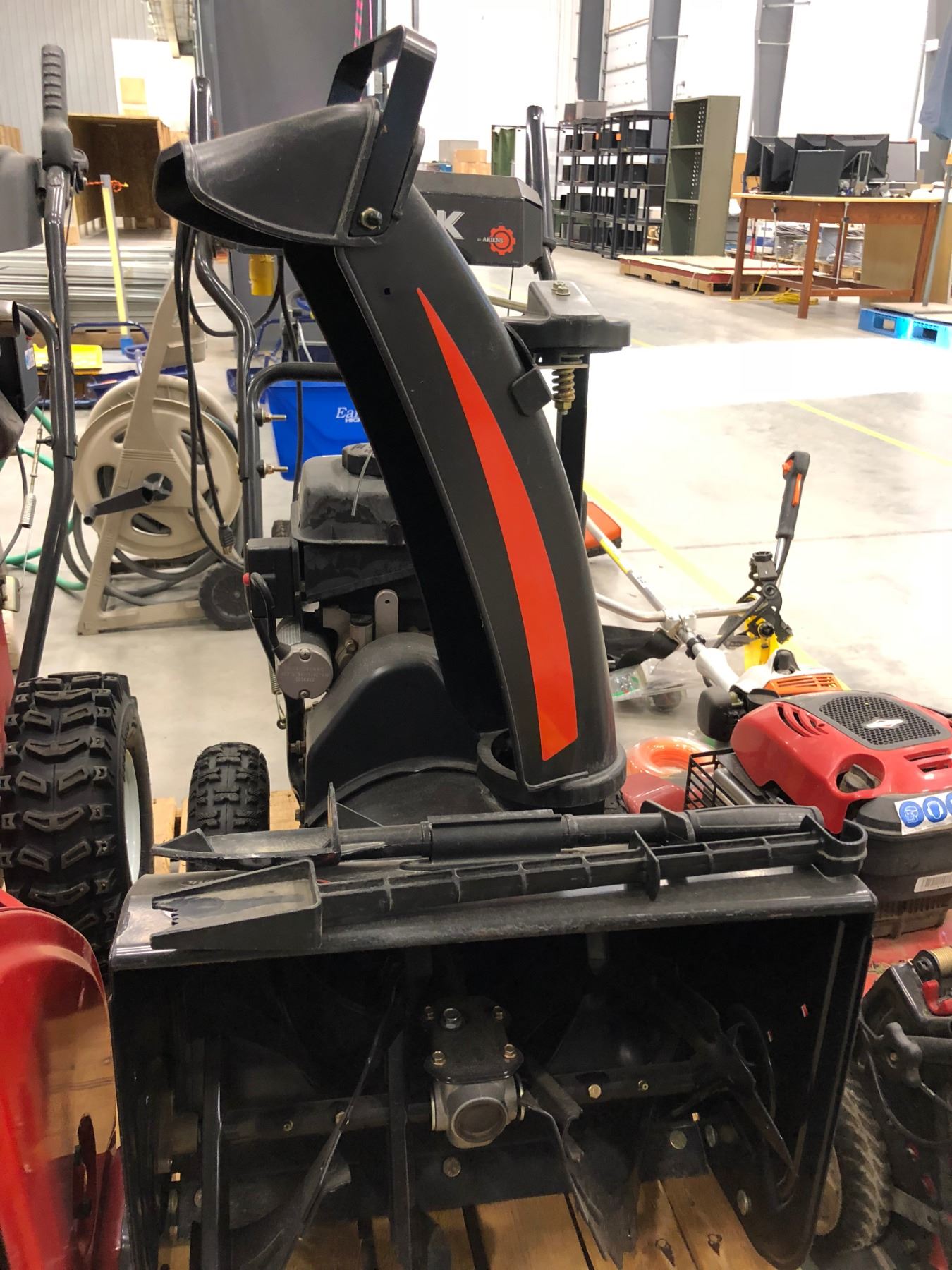 SnoTek Snow blower 20" Model 939401